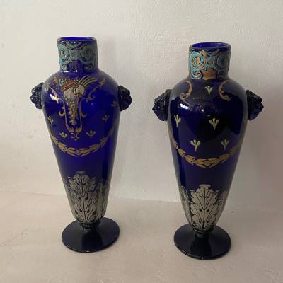 paire vase verre bleu émaillé