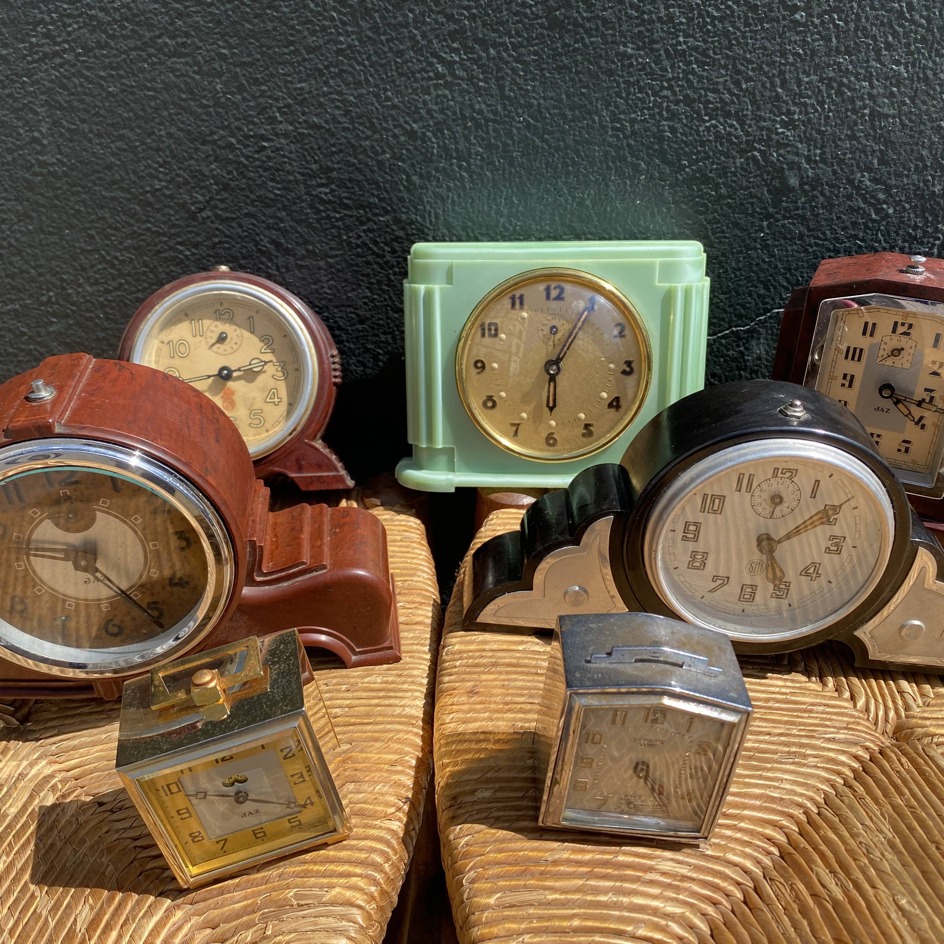 réveil bakelite